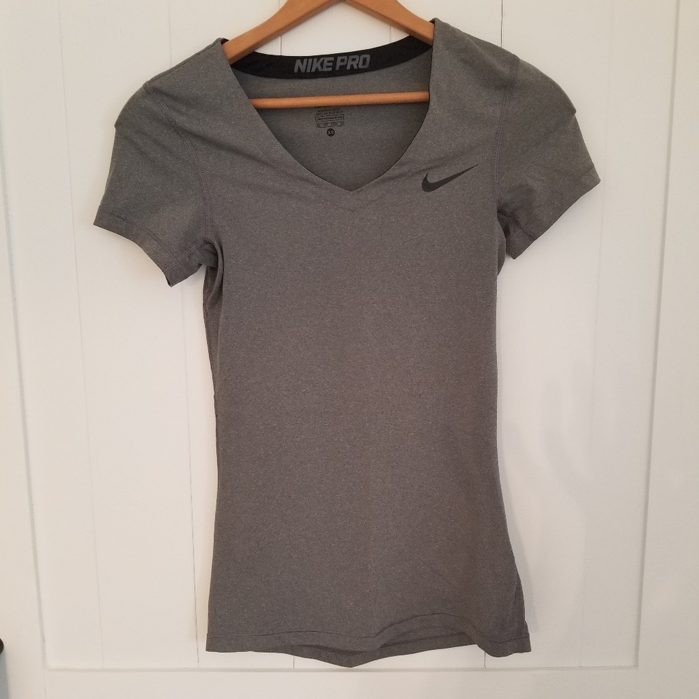 Nike Pro Tee
